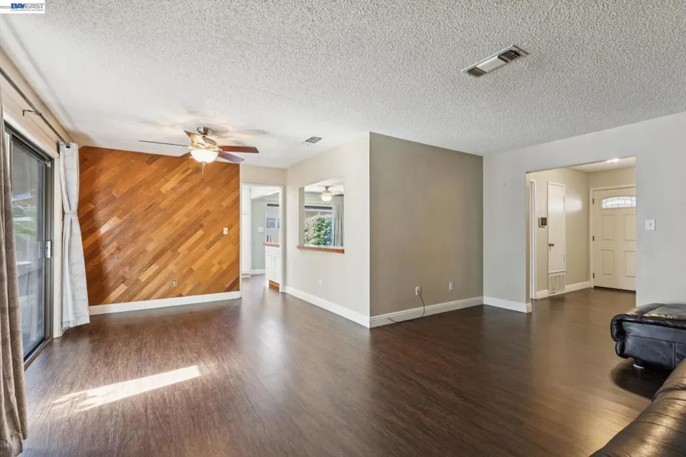 502 Shrike Ct Suisun City, CA 94585