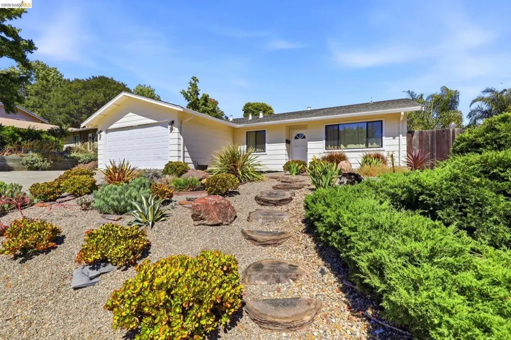 2303 Monte Vista Dr. Pinole, CA 94564