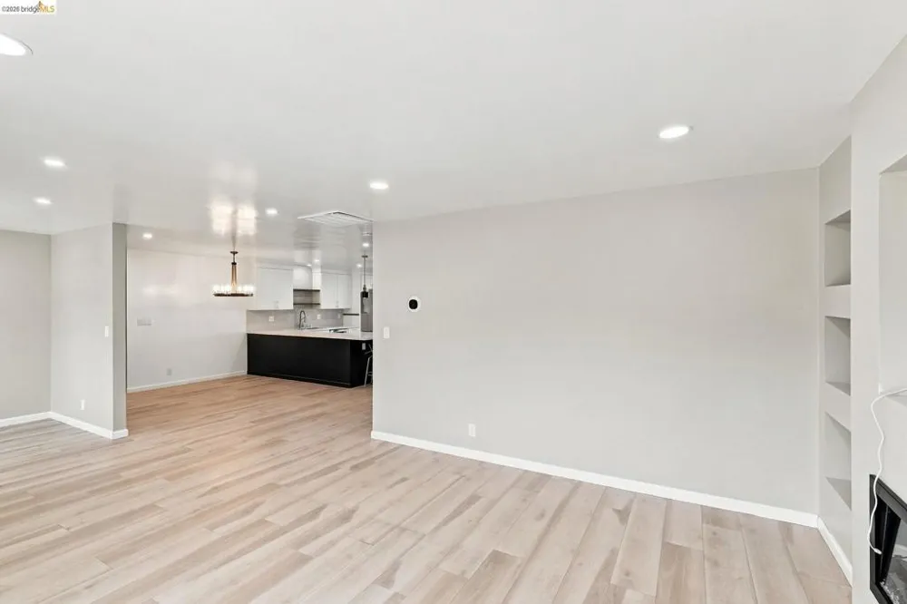 2303 Monte Vista Dr. Pinole, CA 94564