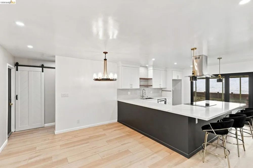 2303 Monte Vista Dr. Pinole, CA 94564