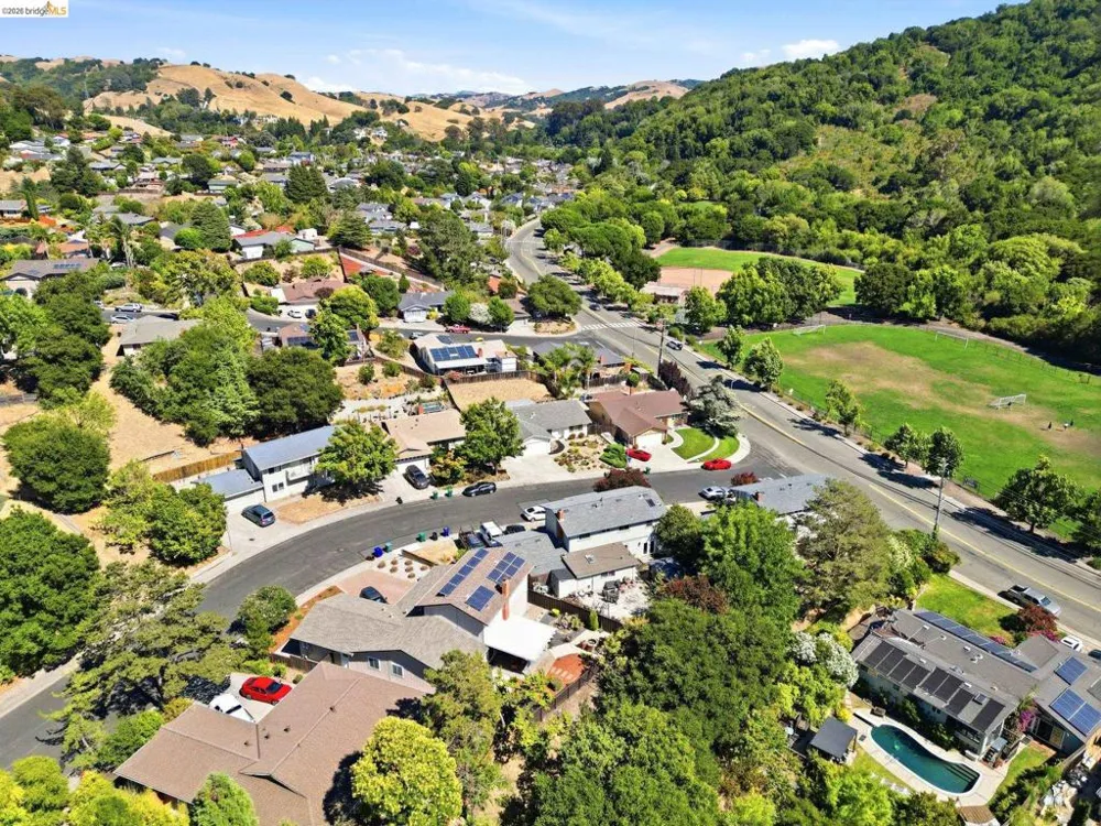 2303 Monte Vista Dr. Pinole, CA 94564