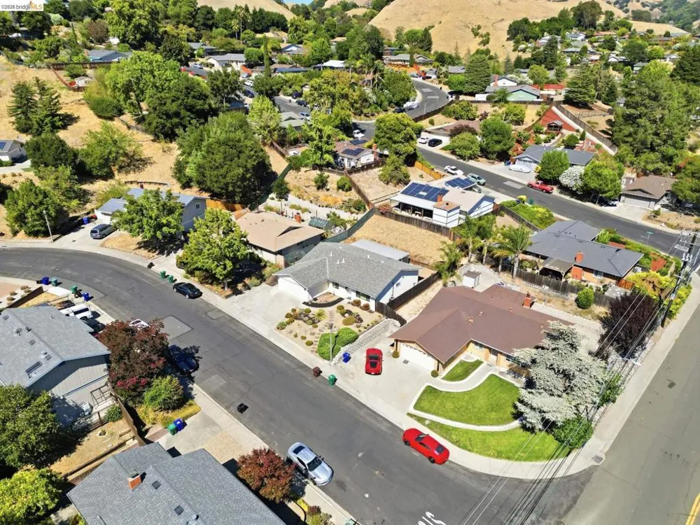2303 Monte Vista Dr. Pinole, CA 94564