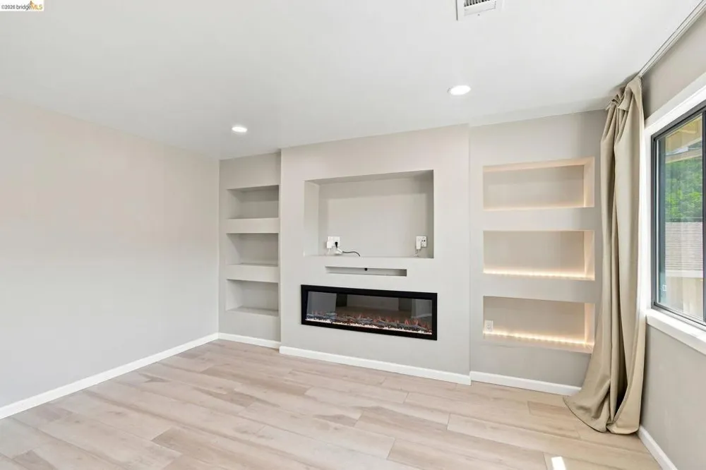 2303 Monte Vista Dr. Pinole, CA 94564