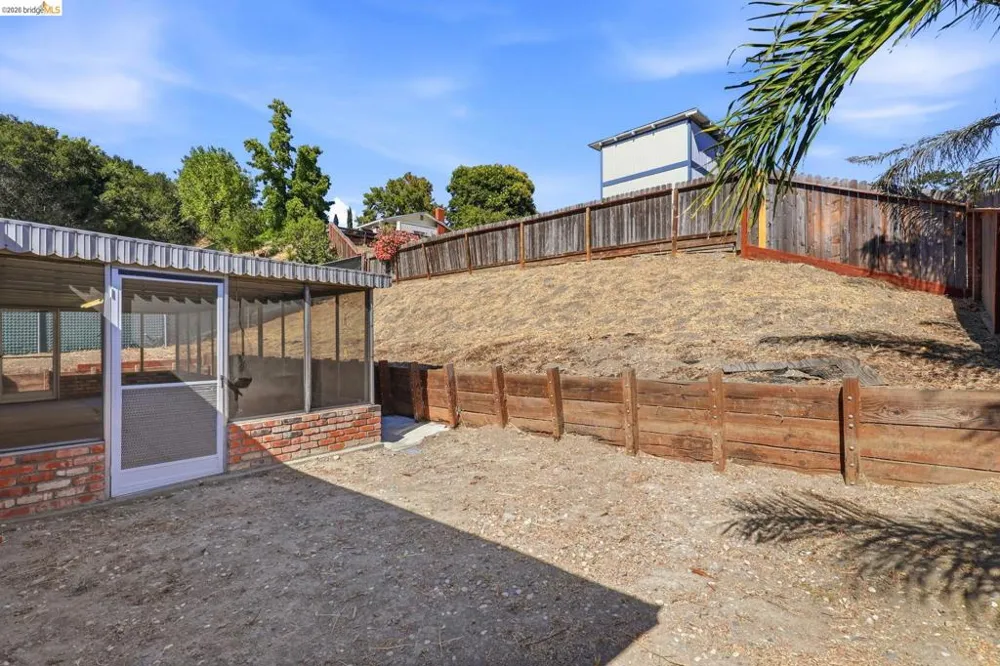 2303 Monte Vista Dr. Pinole, CA 94564