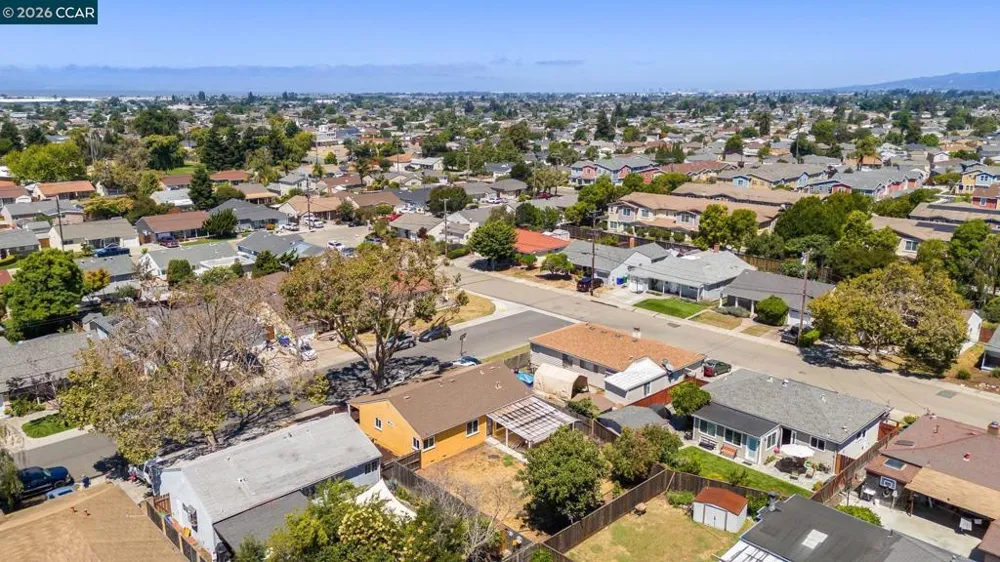 17242 Via El Cerrito San Lorenzo, CA 94580