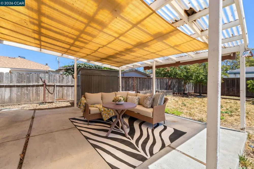 17242 Via El Cerrito San Lorenzo, CA 94580