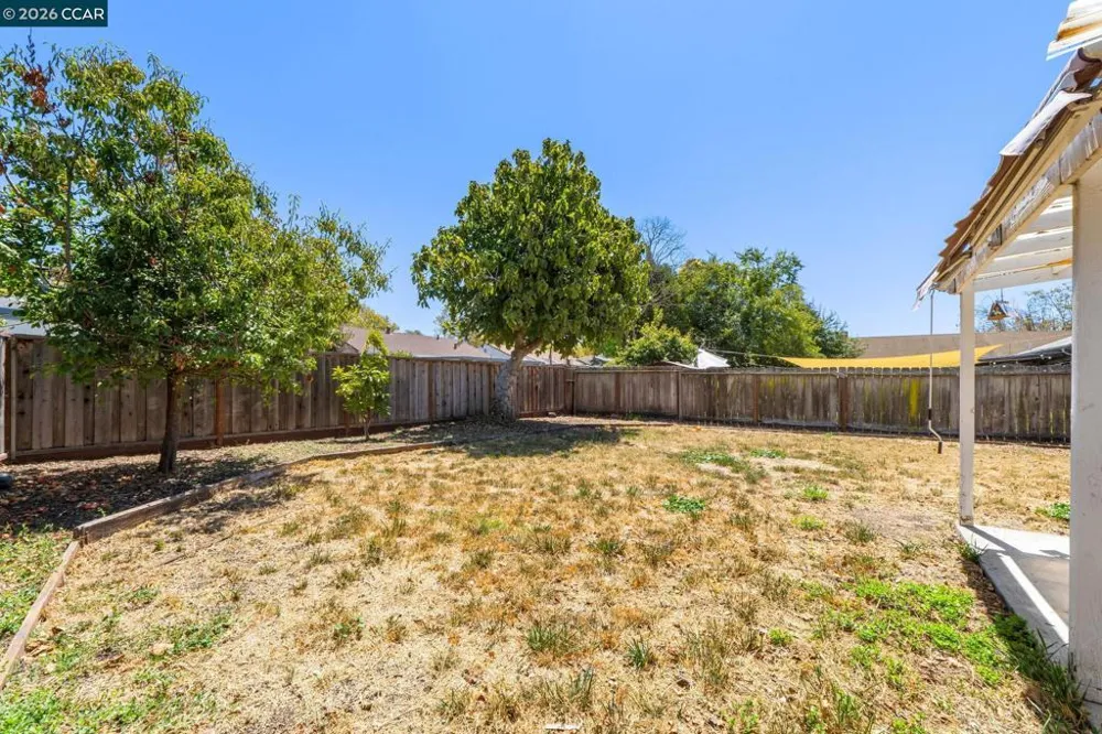 17242 Via El Cerrito San Lorenzo, CA 94580
