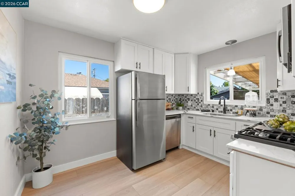 17242 Via El Cerrito San Lorenzo, CA 94580