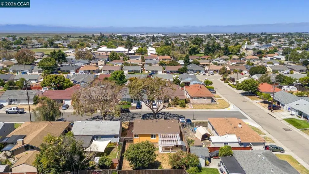 17242 Via El Cerrito San Lorenzo, CA 94580