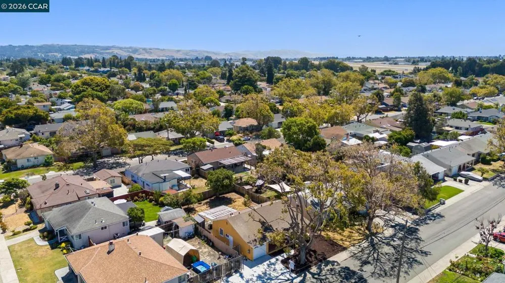17242 Via El Cerrito San Lorenzo, CA 94580