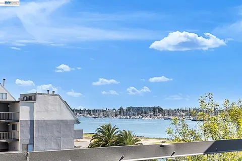 7 Embarcadero #312