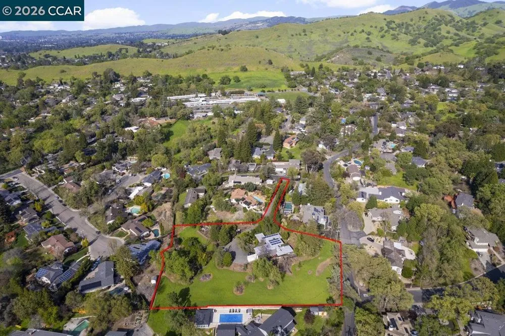 1081 Scots Ln Walnut Creek, CA 94596