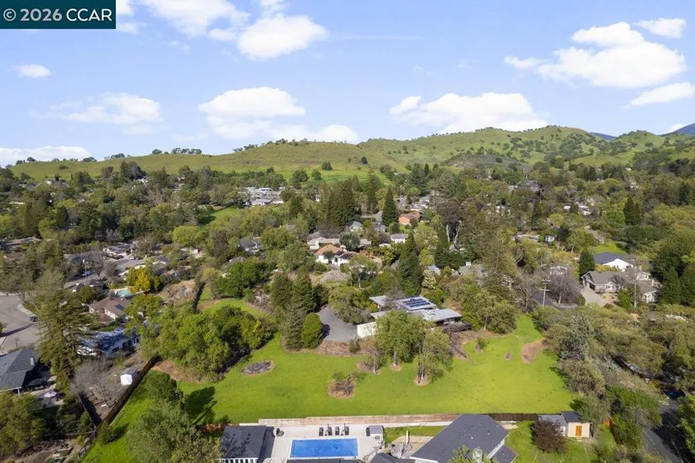 1081 Scots Ln Walnut Creek, CA 94596
