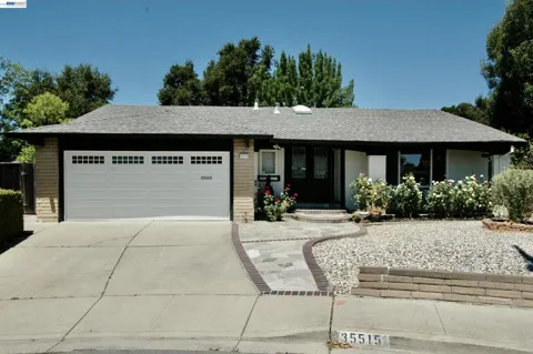 35515 Dee Place