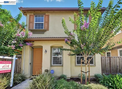 1505 Sylvia St