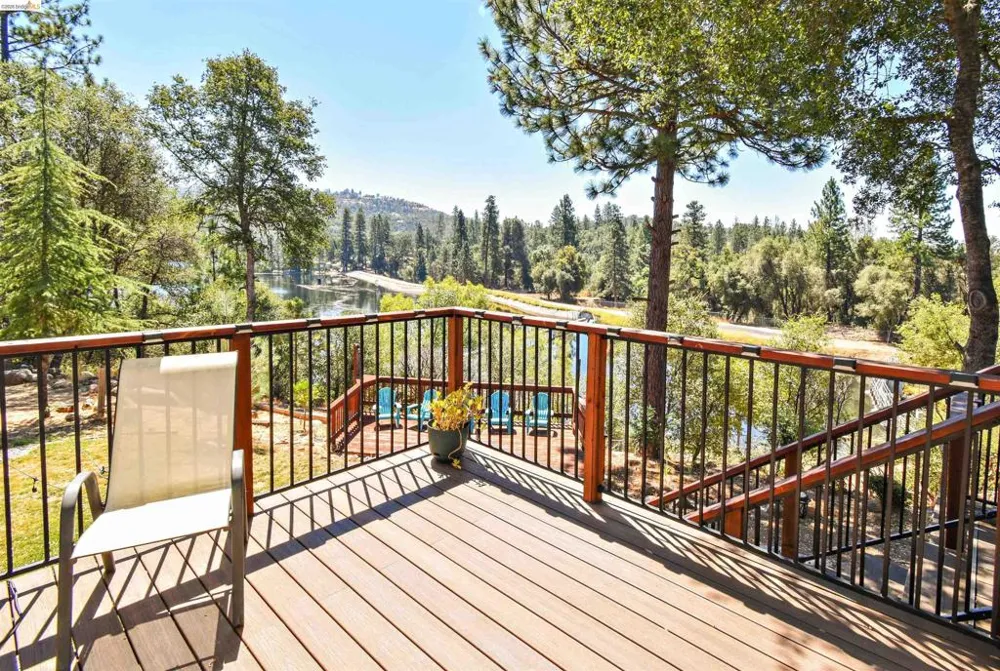 14545 Lake Vista Dr Sonora, CA 95370