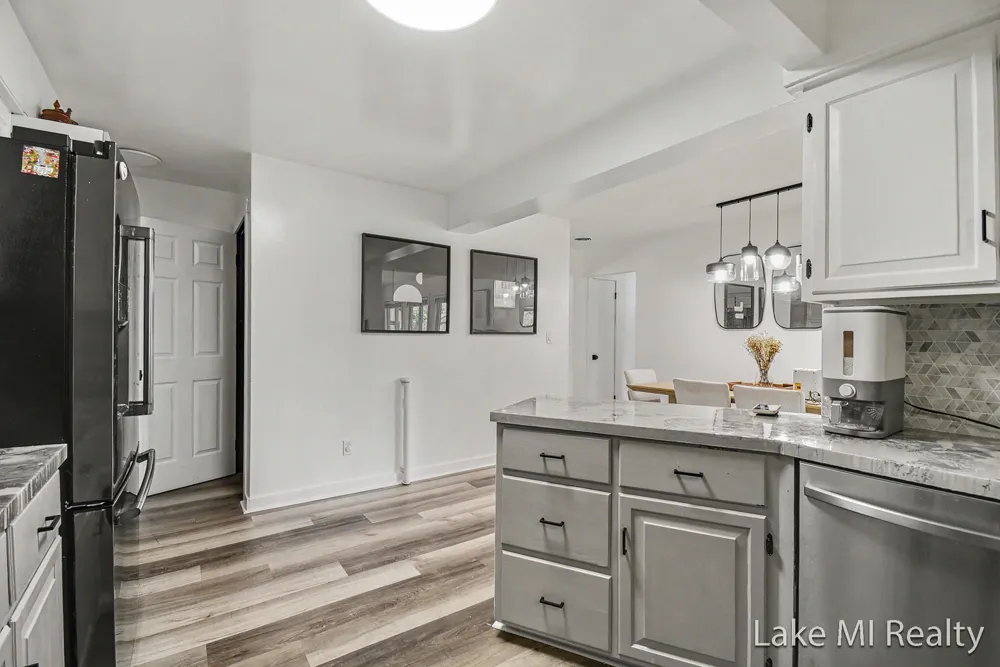 2238 52nd Street SW Wyoming City, MI 49519