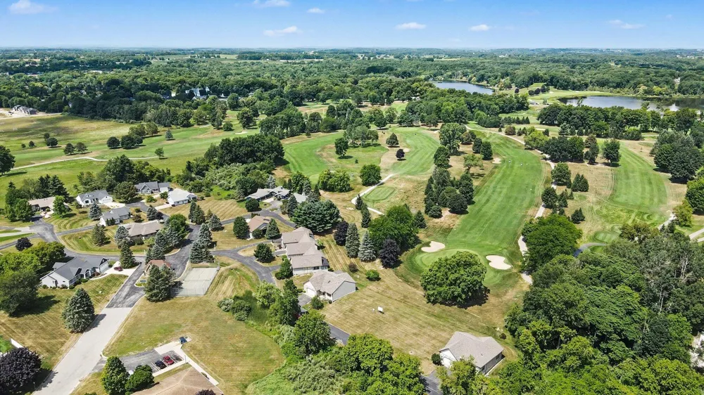 404 Vienna Lane Fremont City, MI 49412