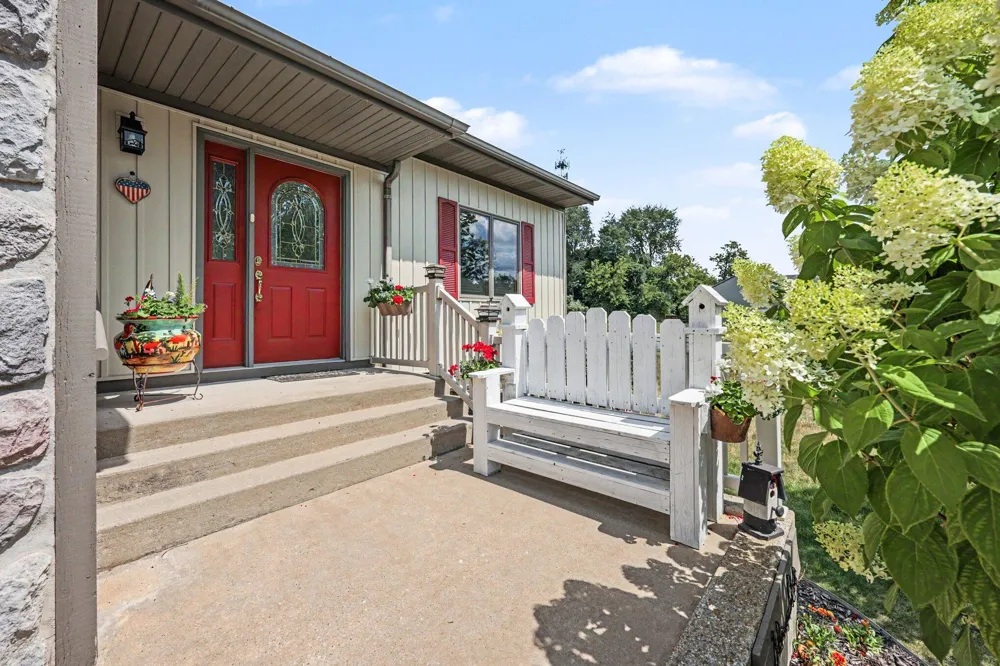 404 Vienna Lane Fremont City, MI 49412