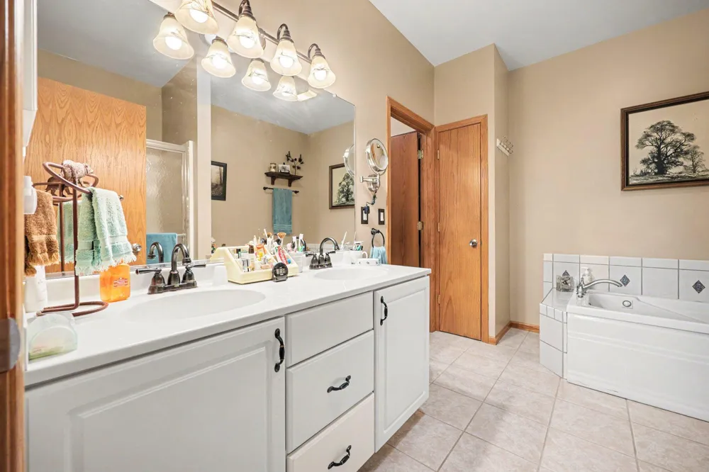 404 Vienna Lane Fremont City, MI 49412