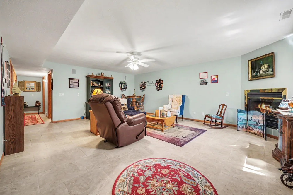 404 Vienna Lane Fremont City, MI 49412