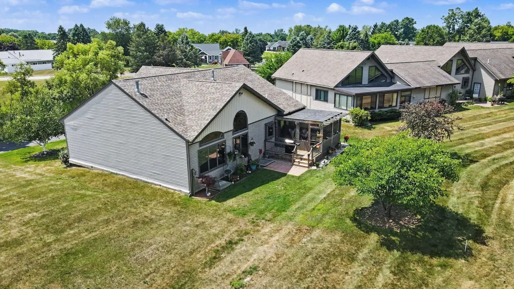 404 Vienna Lane Fremont City, MI 49412