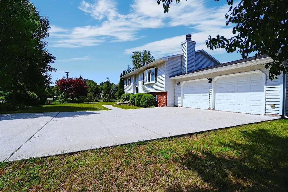 146 6th Street Oscoda Charter Township, MI 48750