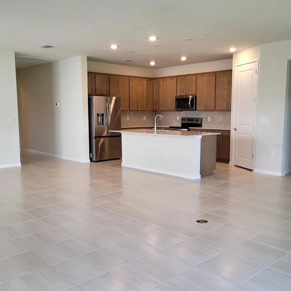 17391 SAW PALMETTO AVENUE Clermont, FL 34714