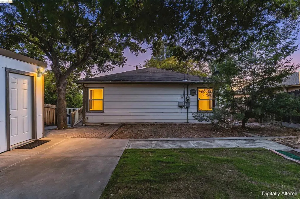 826 Benicia Rd Vallejo, CA 94591