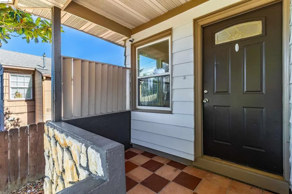 826 Benicia Rd Vallejo, CA 94591