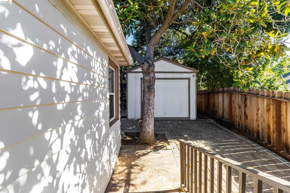 826 Benicia Rd Vallejo, CA 94591