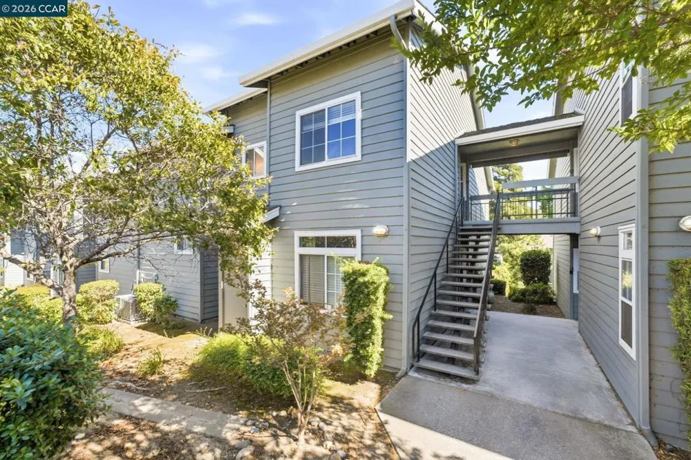 7650 Canyon Meadows Cir #F Pleasanton, CA 94588