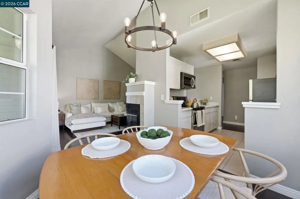 7650 Canyon Meadows Cir #F Pleasanton, CA 94588