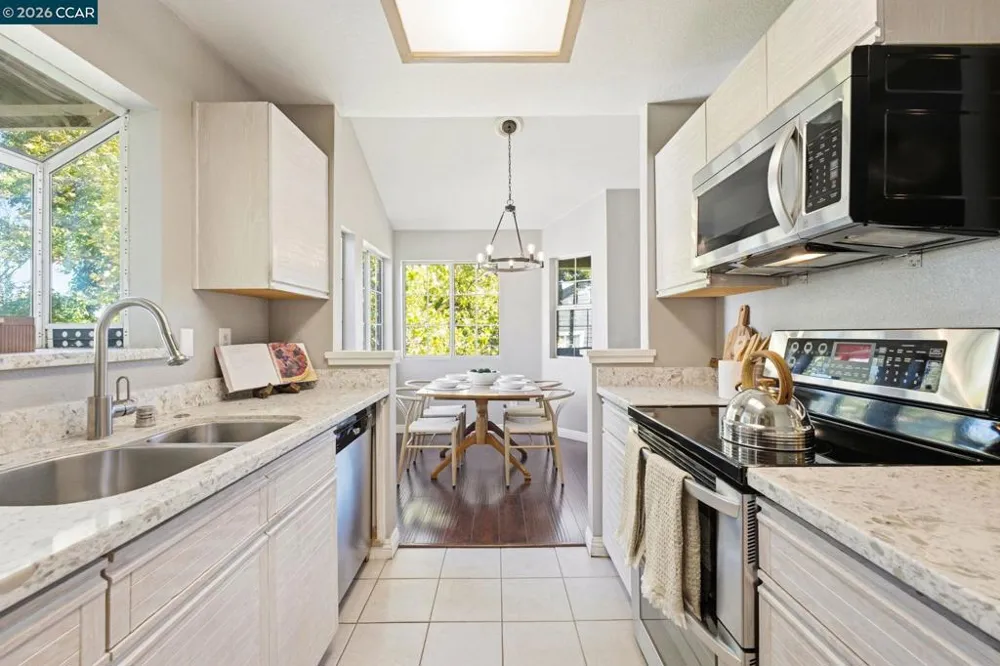7650 Canyon Meadows Cir #F Pleasanton, CA 94588