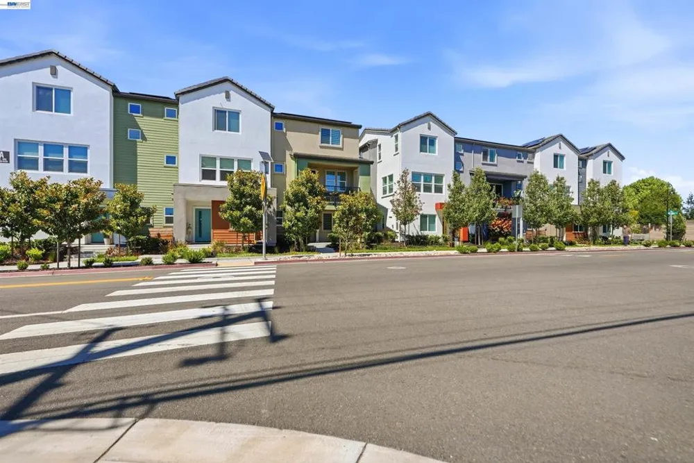 895 Manor Blvd San Leandro, CA 94579