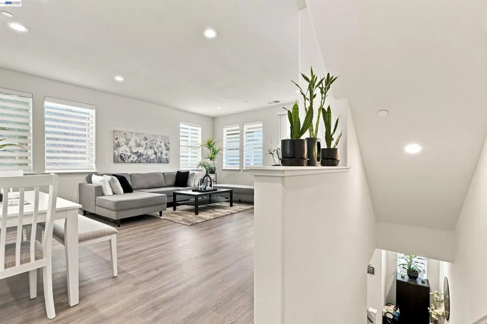 895 Manor Blvd San Leandro, CA 94579