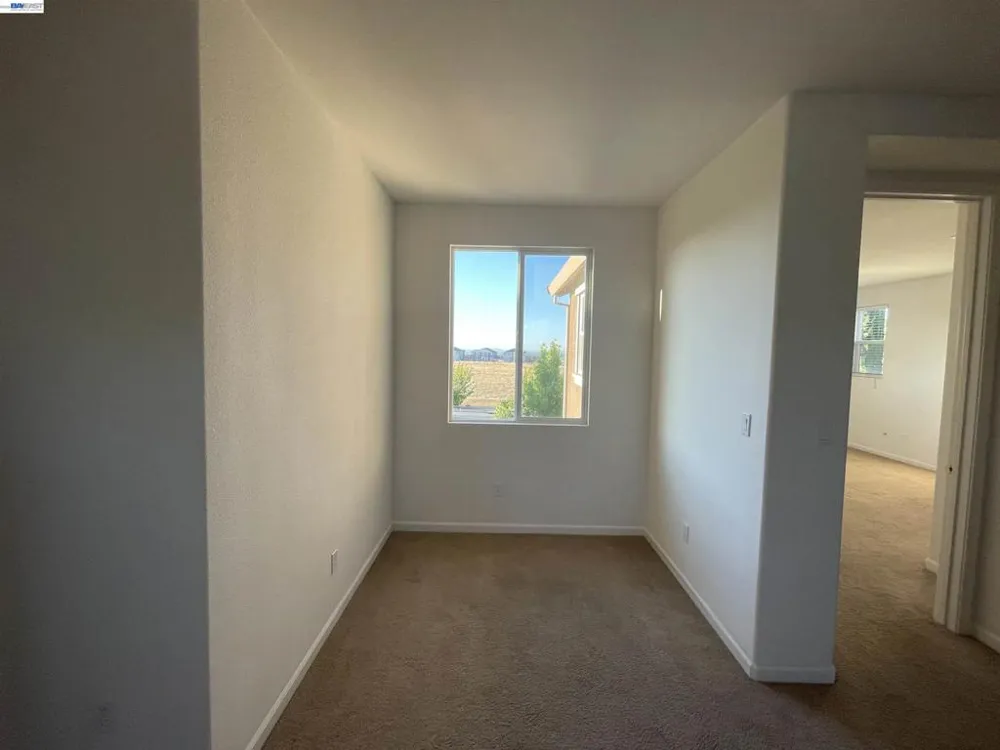 1043 Ashbridge Bay Dr Pittsburg, CA 94565