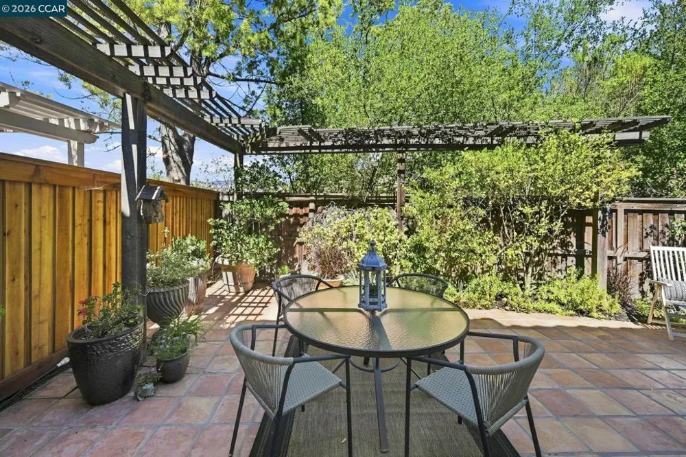 449 S Clovercrest Ln San Ramon, CA 94582