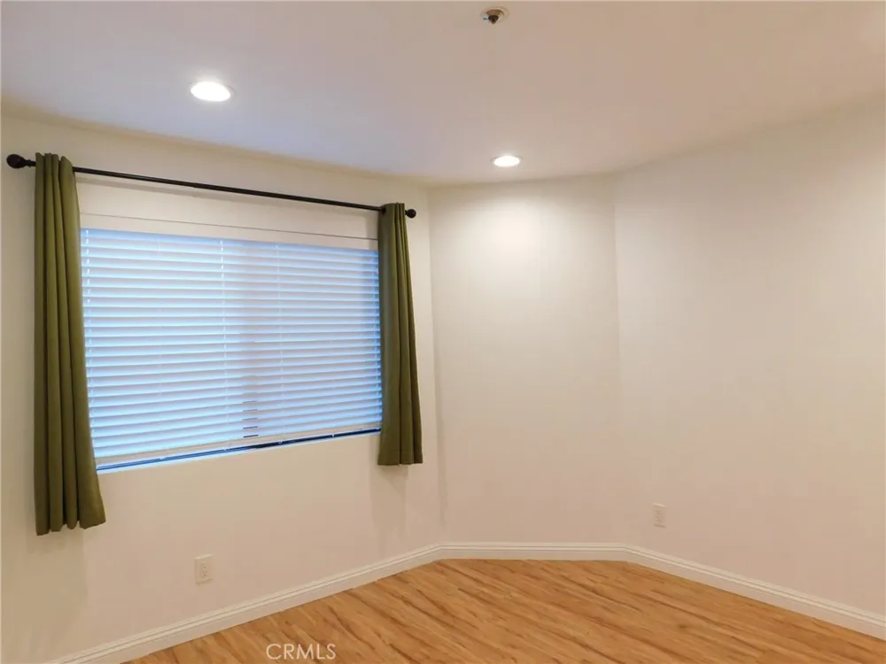 9626 Longden Avenue #B Temple City, CA 91780