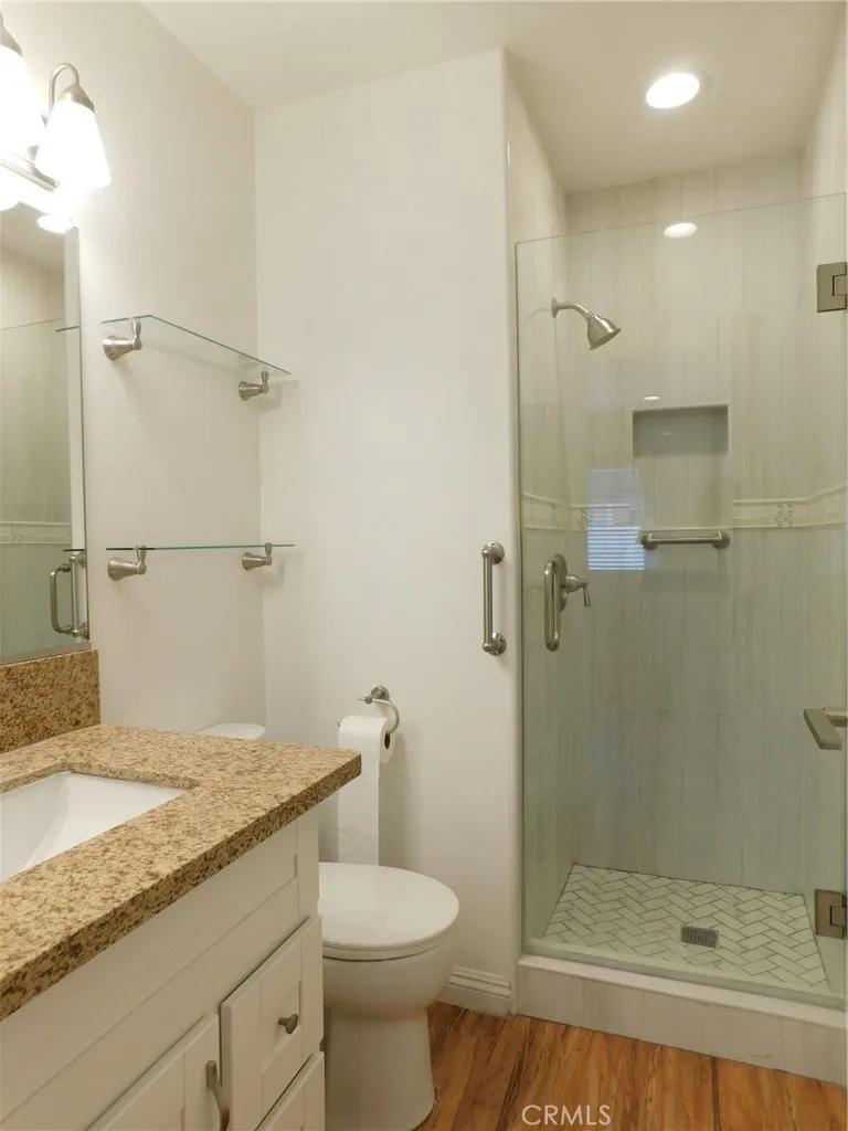 9626 Longden Avenue #B Temple City, CA 91780