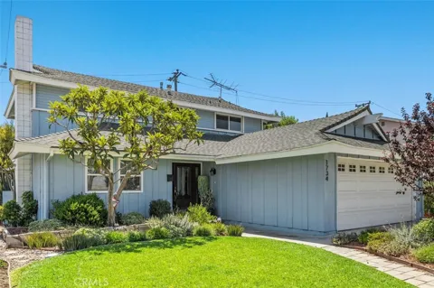 1734 Bluestone