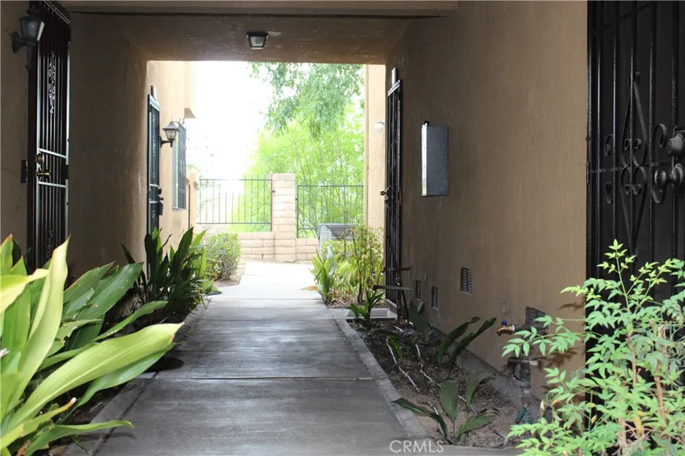 1447 Kauai West Covina, CA 91792