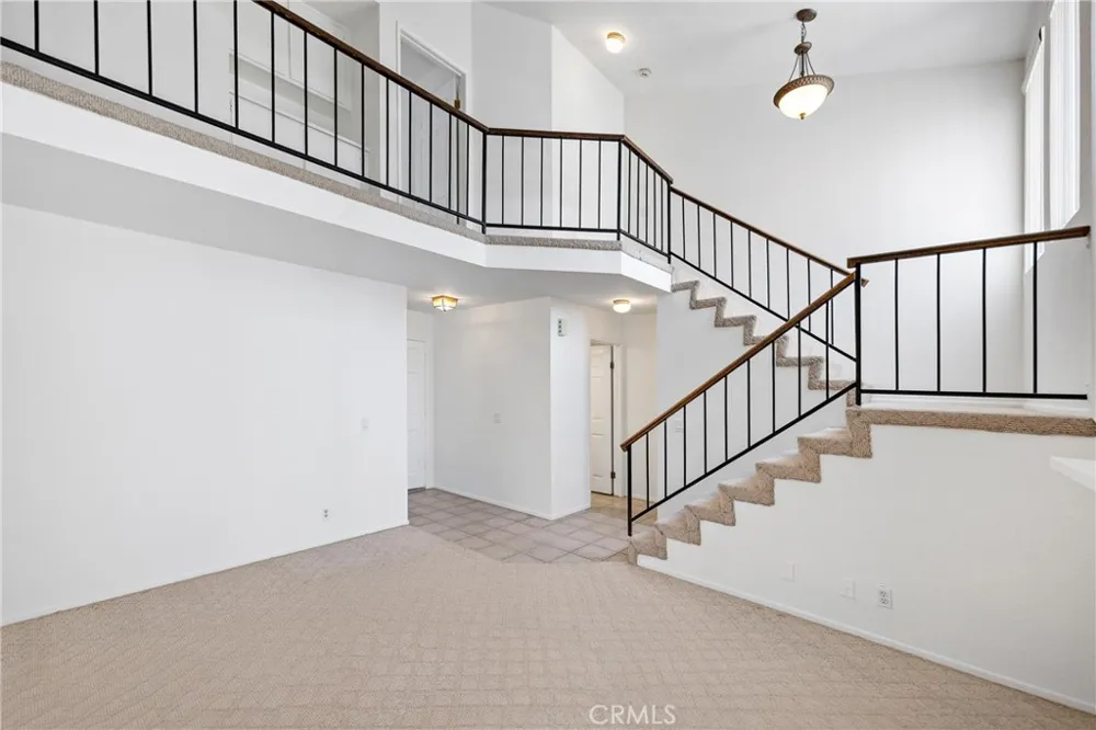 1637 Bridgeport West Covina, CA 91791