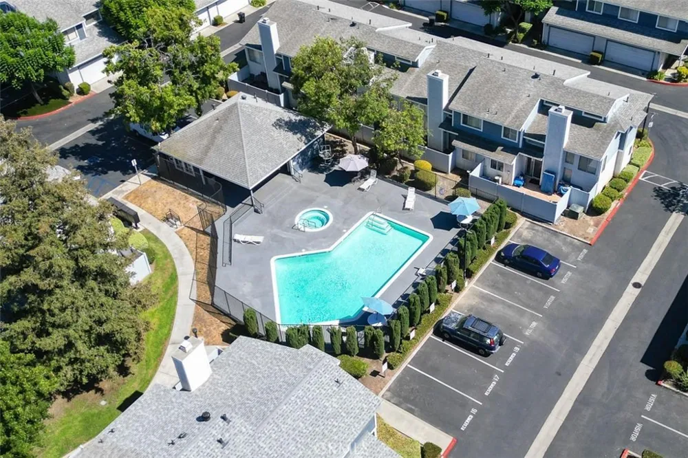 1637 Bridgeport West Covina, CA 91791
