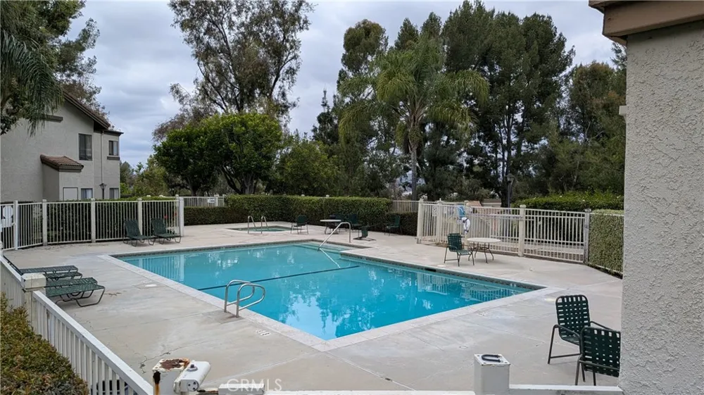 22765 Lakeway #432 Diamond Bar, CA 91765