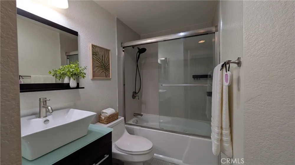 22765 Lakeway #432 Diamond Bar, CA 91765
