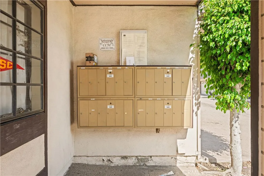 6060 Oak Street #M Huntington Park, CA 90255