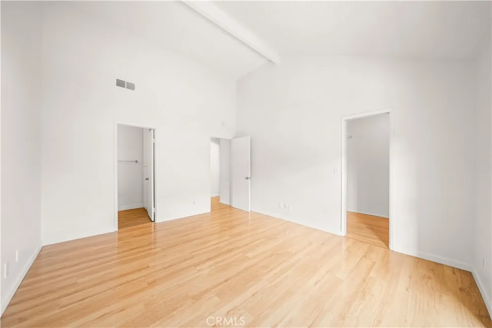 6060 Oak Street #M Huntington Park, CA 90255