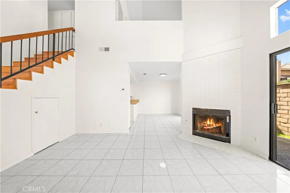 6060 Oak Street #M Huntington Park, CA 90255