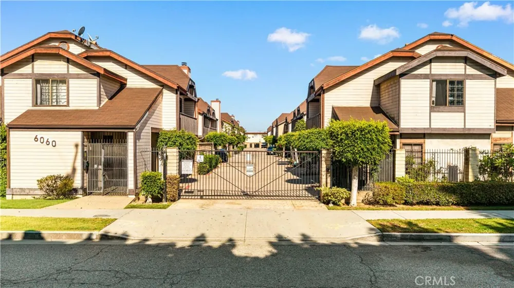 6060 Oak Street #M Huntington Park, CA 90255